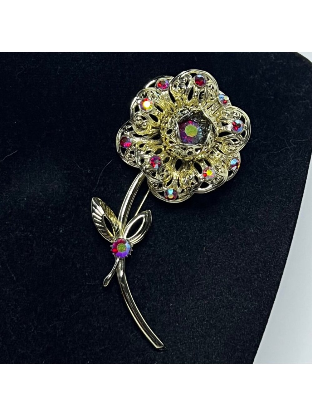 Sarah Coventry Gold Tone And Aurora Borealis Rhinestone Flower Brooch (6546)